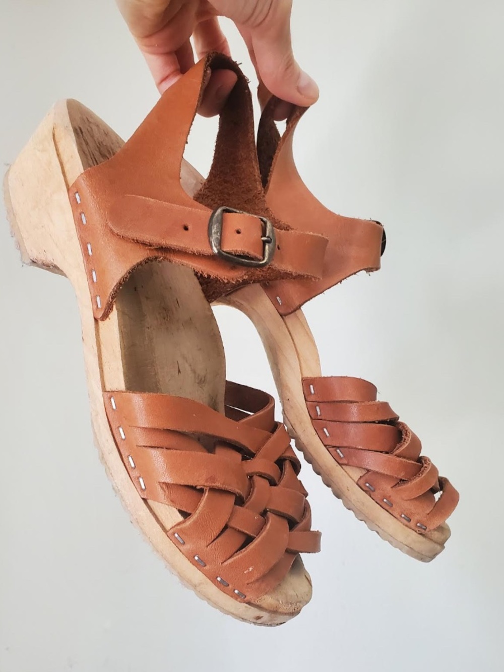 vintage leather clogs size 7